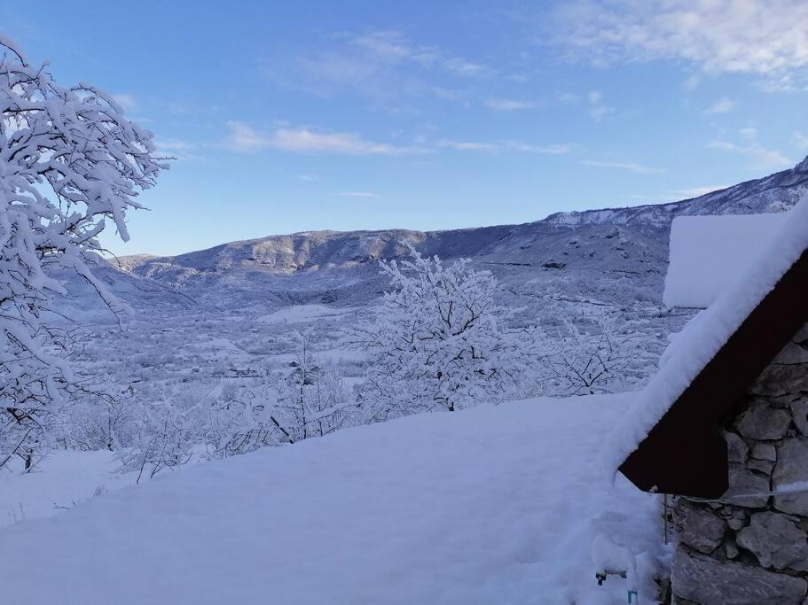 Grandma'S Hut Villa Niksic Exterior photo